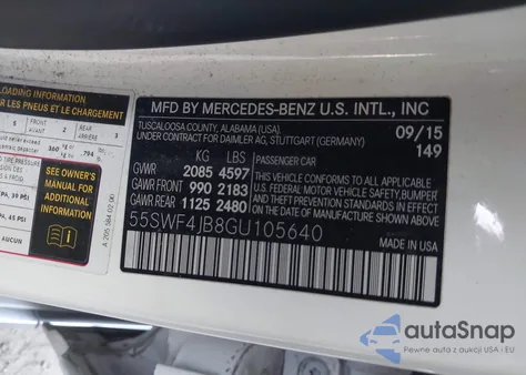 2016 Mercedes-Benz C 300 z USA, uszkodzony, nr VIN 55SWF4JB8GU105640